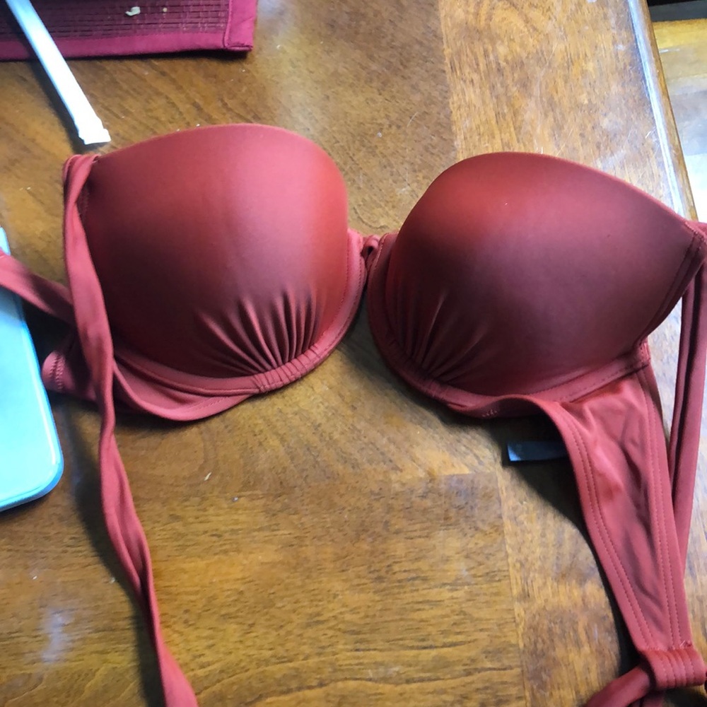 Aeri Bathing Suite Top 34B